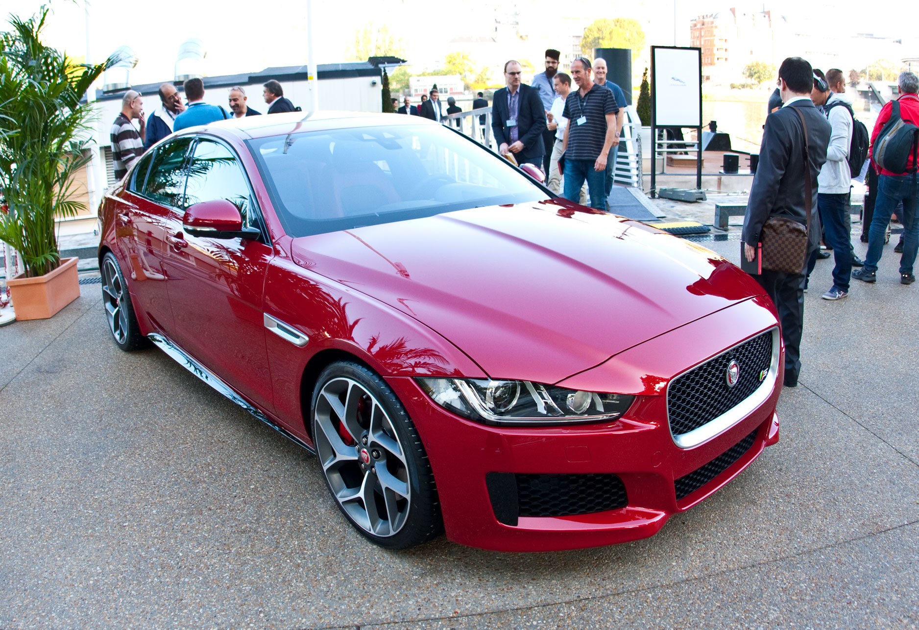 jaguar xe