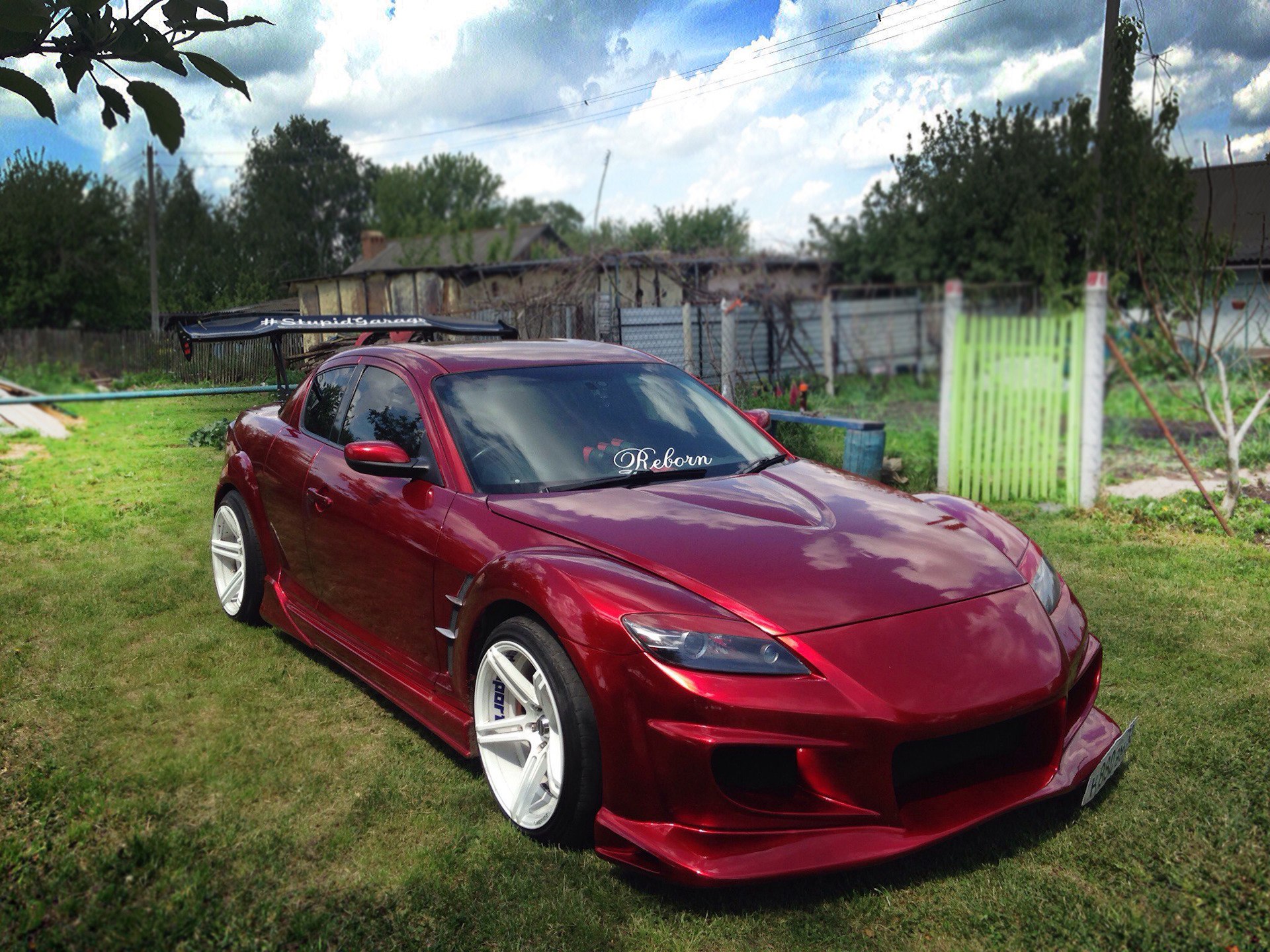 Mazda rx8 розовая