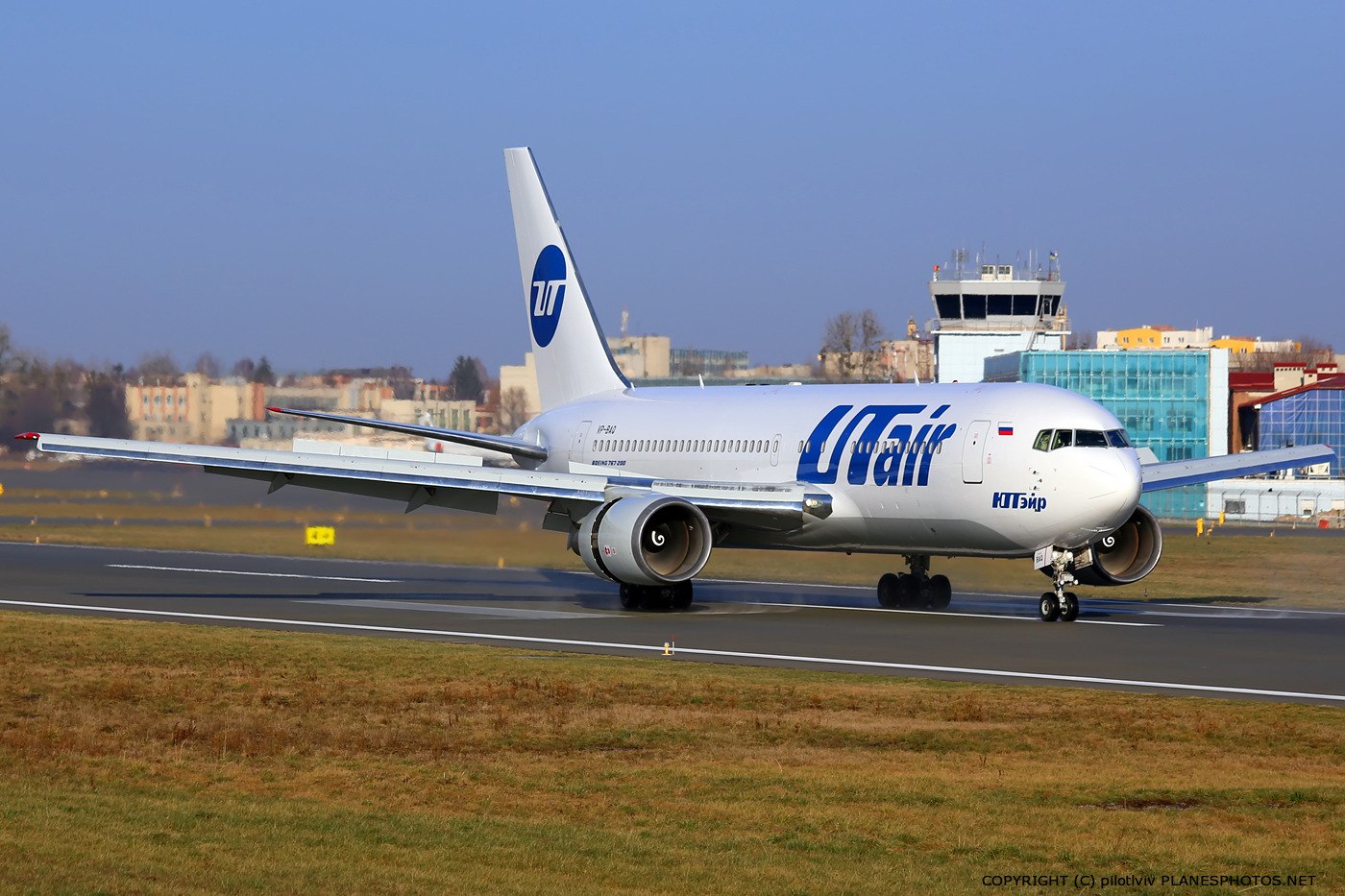 Utair 767. UTAIR Boeing 767-200er. Boeing 767-200 ЮТЭЙР. Боинг 767 300 ЮТЭЙР. Боинг 777-300 ЮТЭЙР.