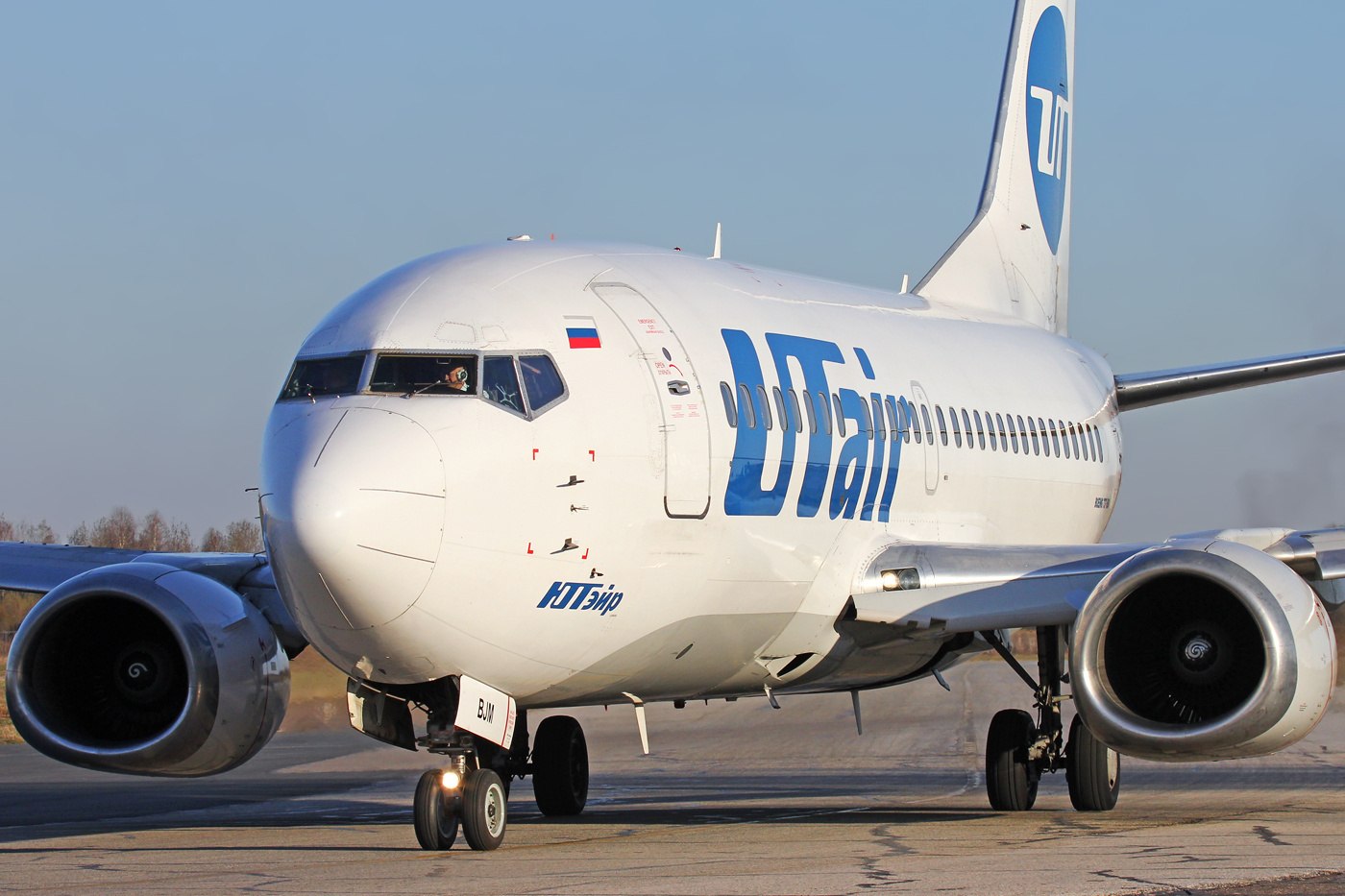 Сайт ютейр ру. Boeing 737 UTAIR Когалым. Авиарейс компании «ЮТЭЙР. Фирмы самолетов. Взлетающий самолет компании ЮТЭЙР.