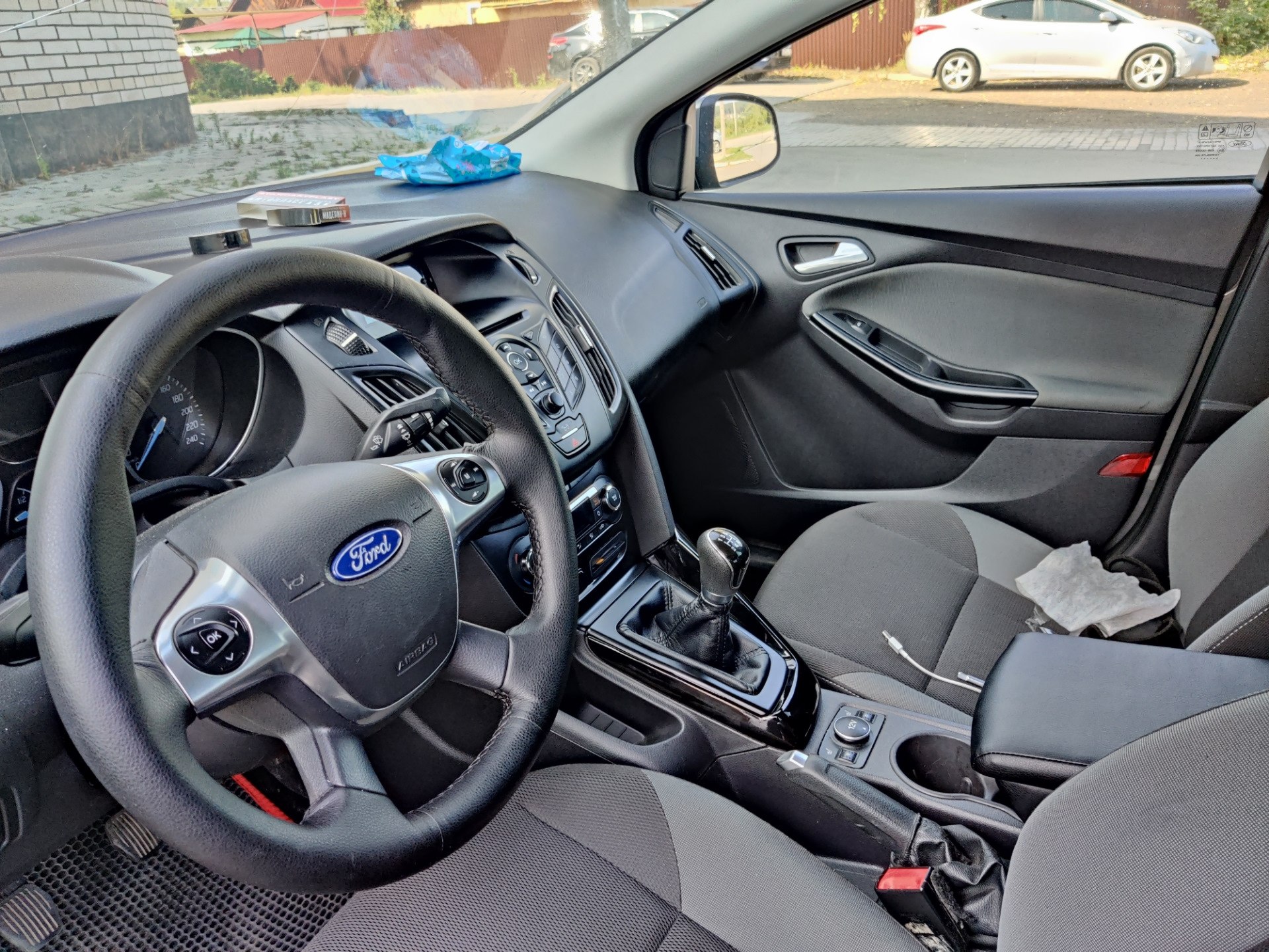 Ford Focus 3 седан салон