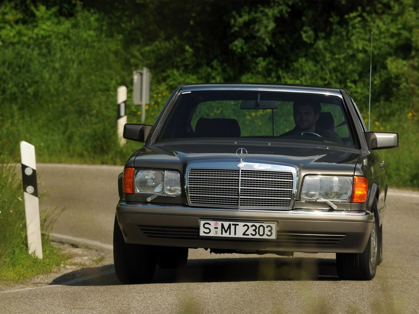 Мерседес Бенц W126 Купить