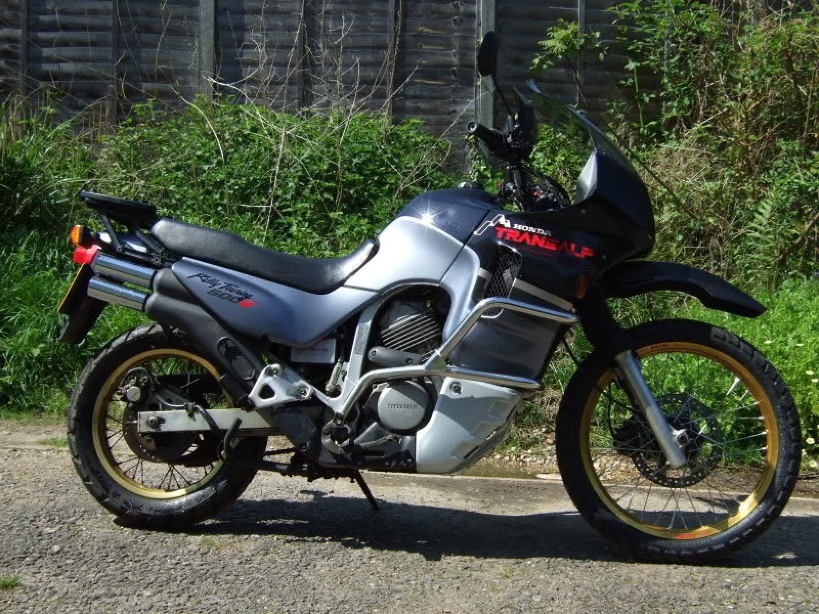 Honda Transalp 600