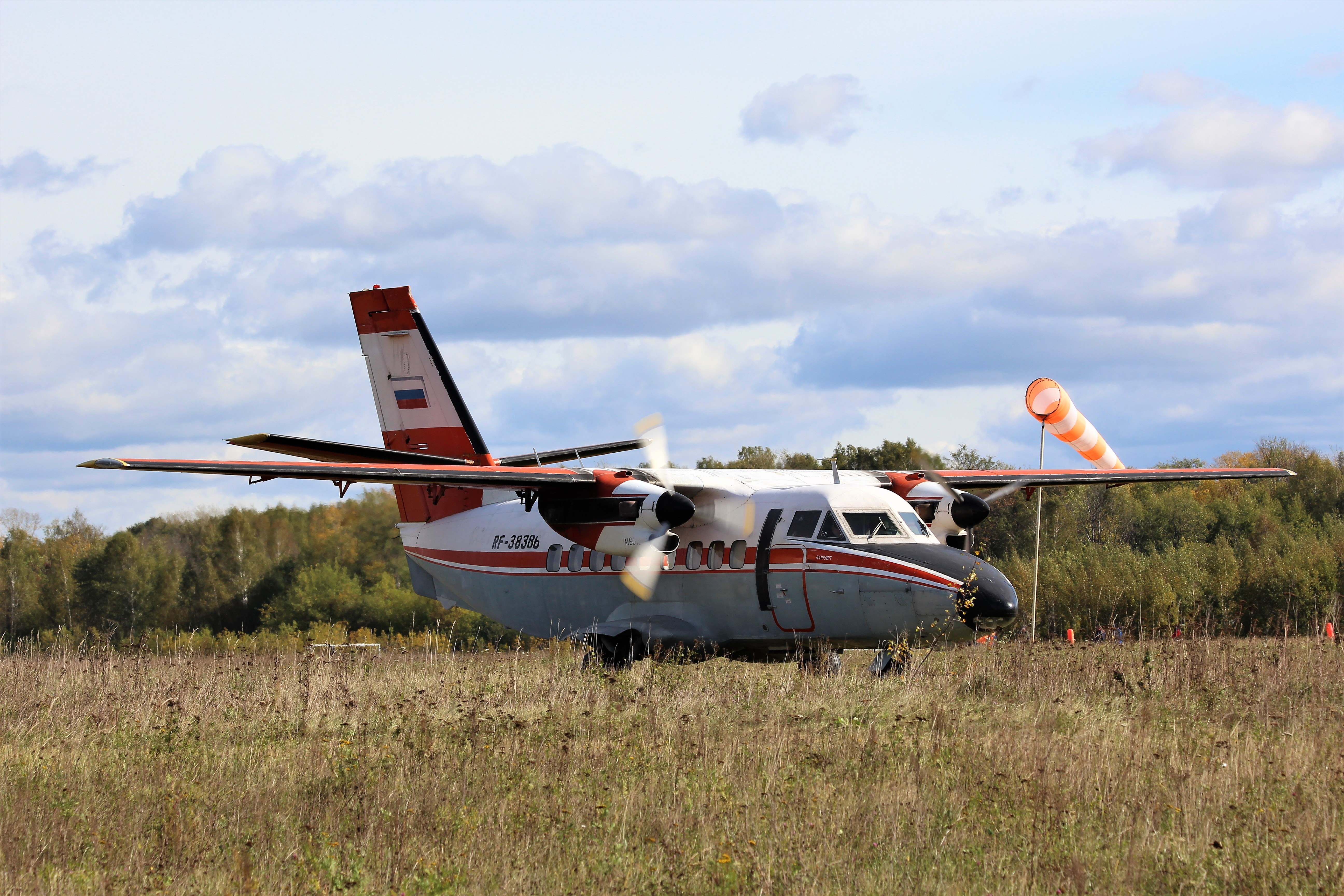 Лет л. Л-410 УВП. Л-410 самолет. Самолет Let l-410 «Turbolet». Турболет л 410.