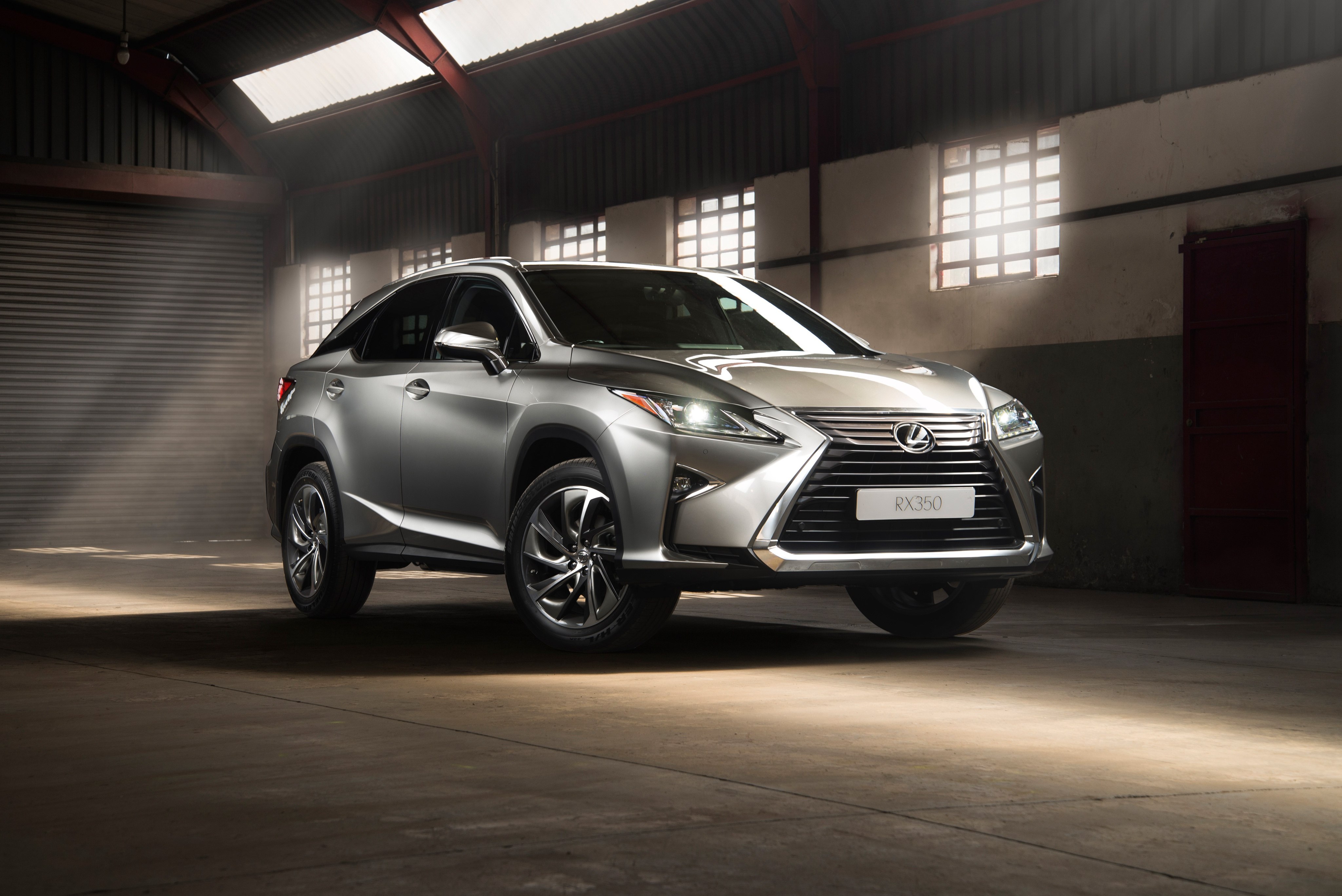 Лексус г. Лексус кроссовер rx350. Lexus RX 250. Лексус кроссовер РХ 350. Лексус РХ 350 серебристый.