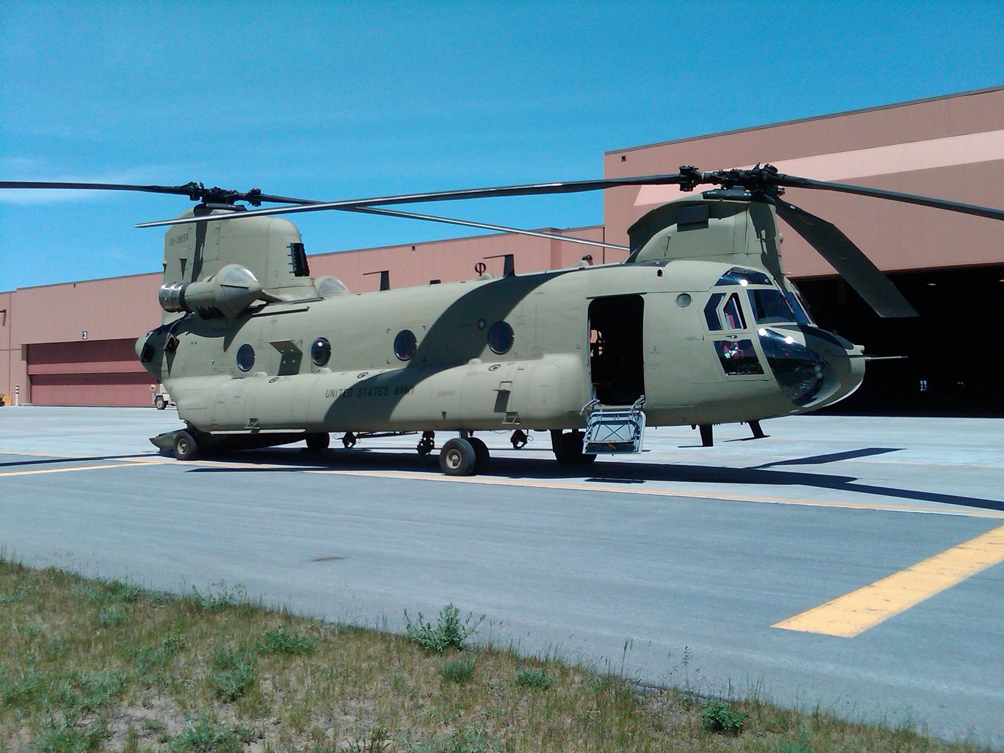 вертолет ch-47 chinook