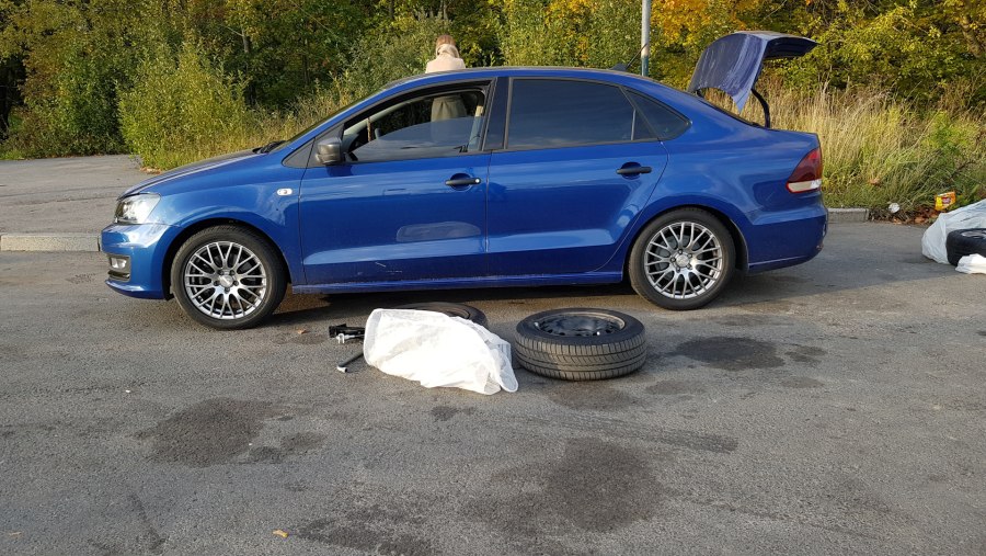 Volkswagen Polo sedan диски r16