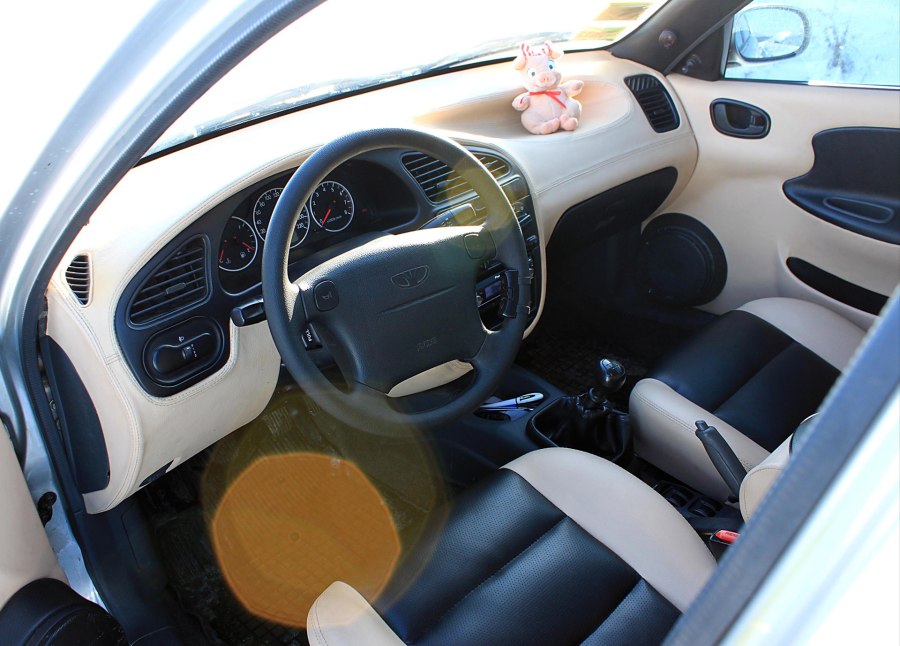 Chevrolet lanos салон