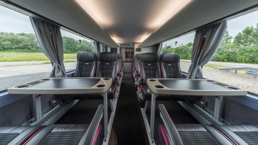 Neoplan Skyliner салон