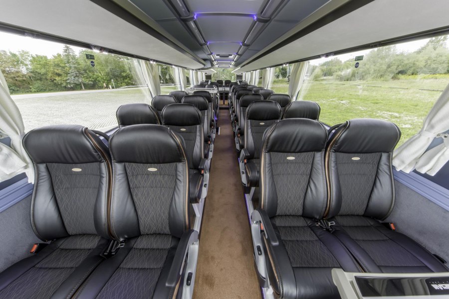 Neoplan Skyliner салон