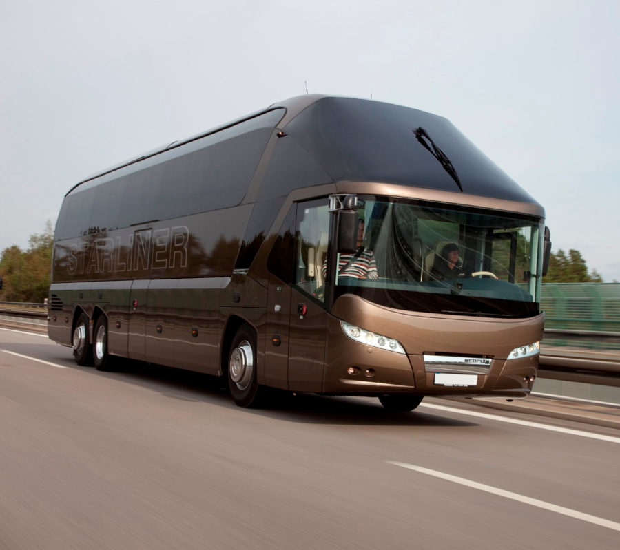 Автобус Neoplan Cityliner салон