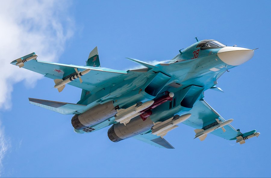Многоцелевой истребитель Су-34