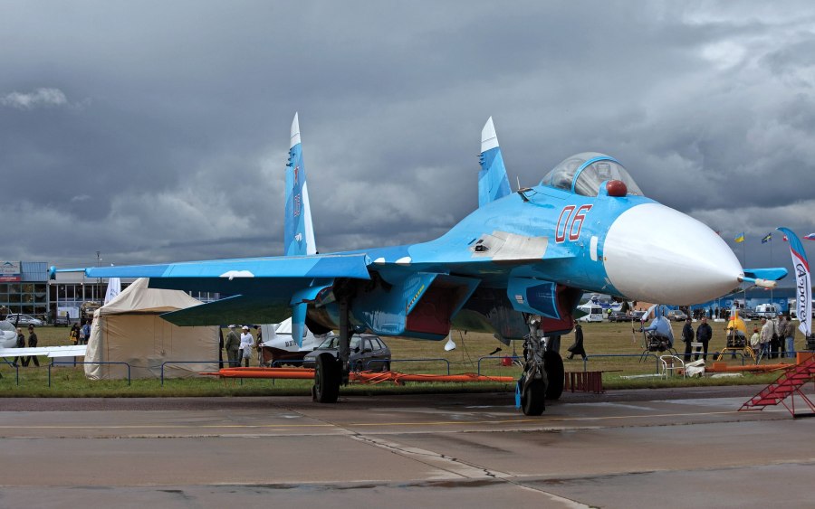 Су-27 реактивный самолёт