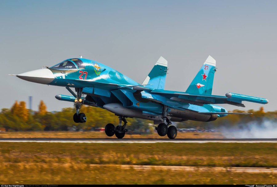 Самолёт истребитель Су 34