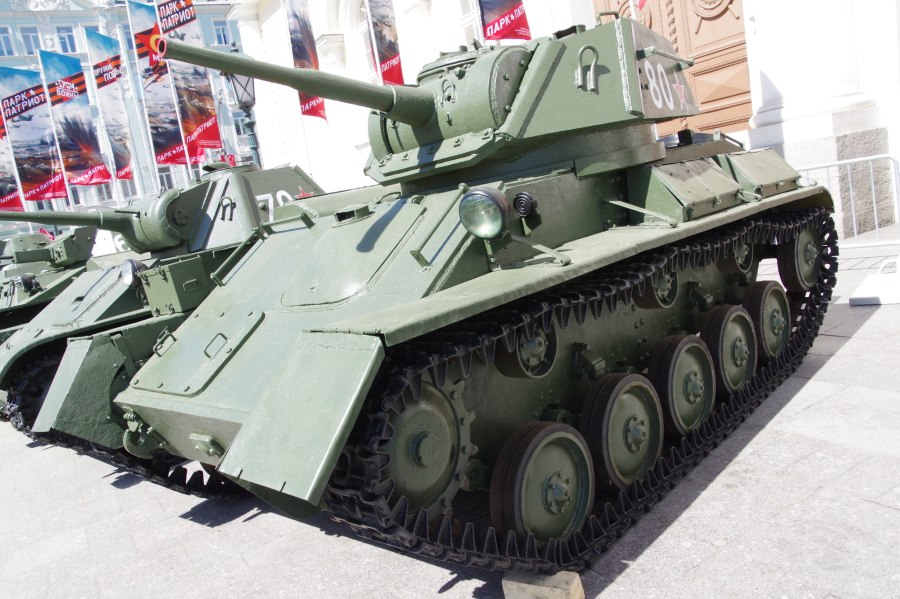 Танк т80 вид сбоку