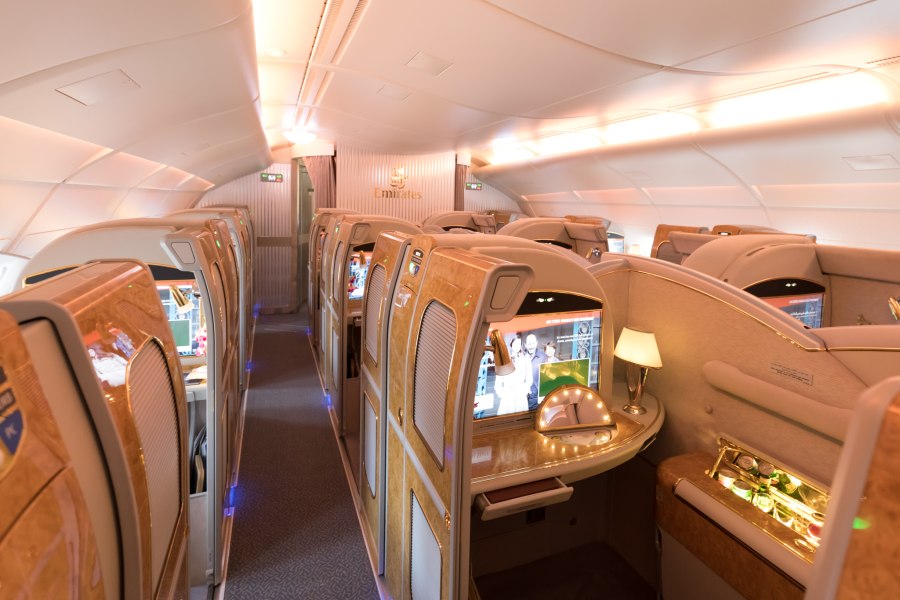 Airbus a380-800 салон