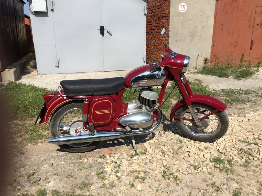 Мотоцикл Ява 350 старушка
