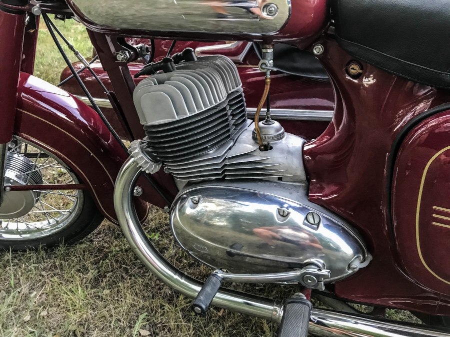 Jawa 250 двухцилиндровая