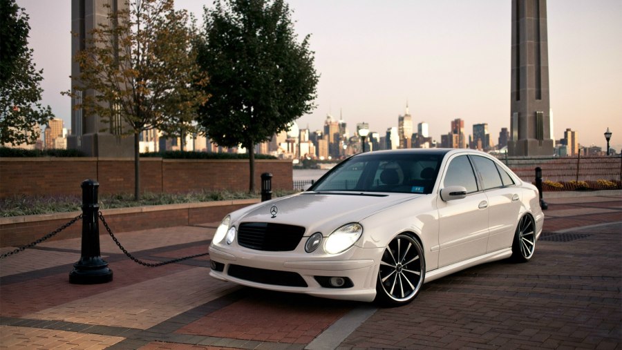 Мерседес w211 AMG 5.5