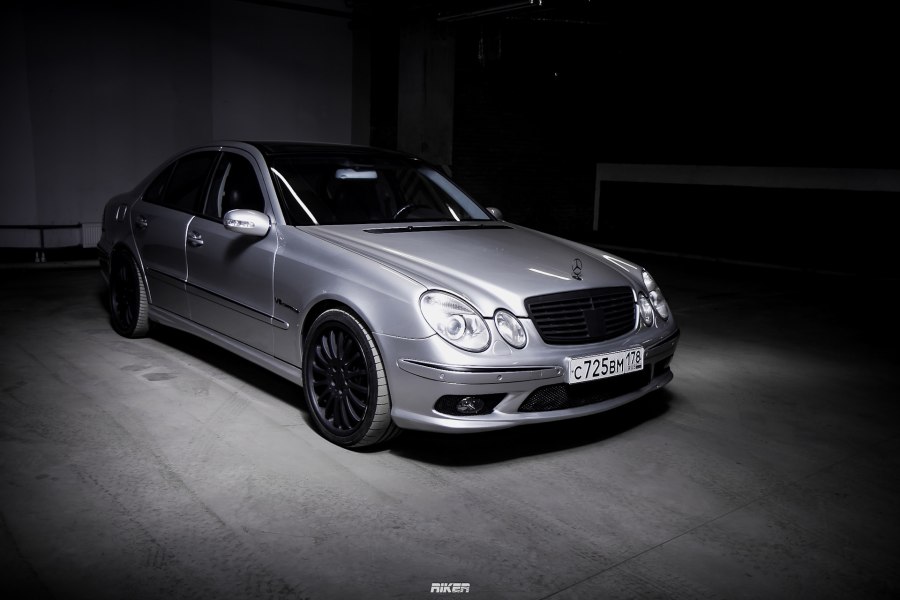Мерседес е55 AMG w211