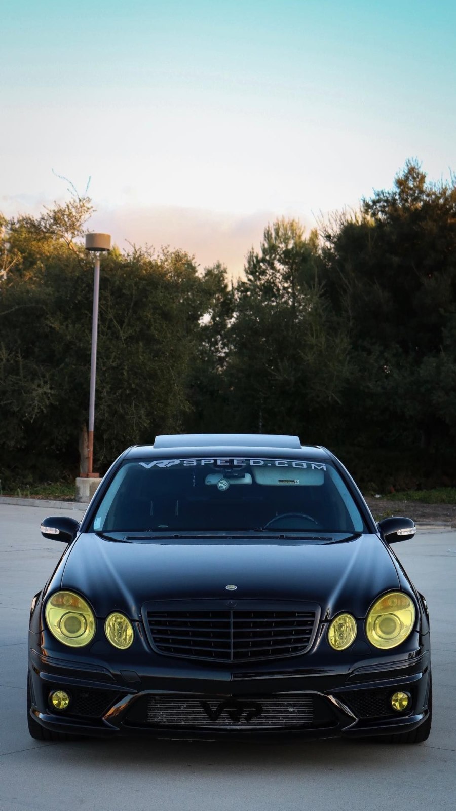 Mercedes-Benz w211