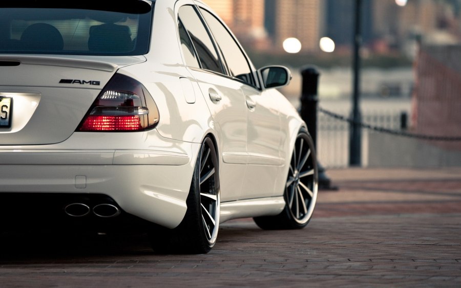 Mercedes-Benz e-class w211 Tuning