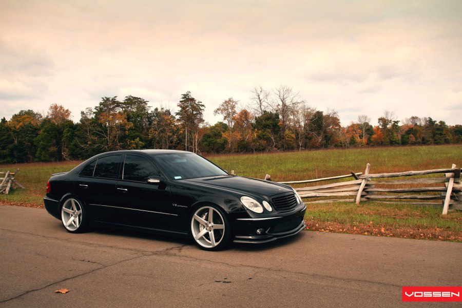 Mercedes Benz w211 AMG