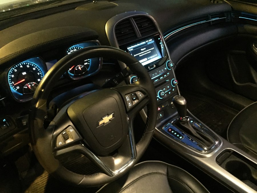 Chevrolet Malibu 2 Turbo Salon