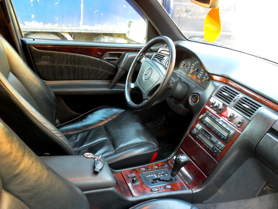 Мерседес w210 Авангард салон