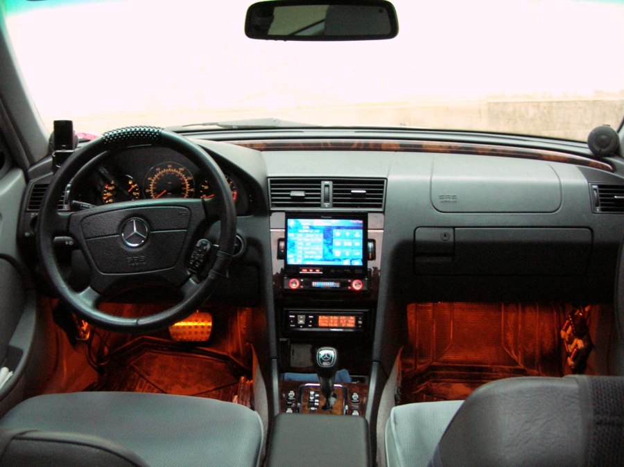 Mercedes e class w210 салон