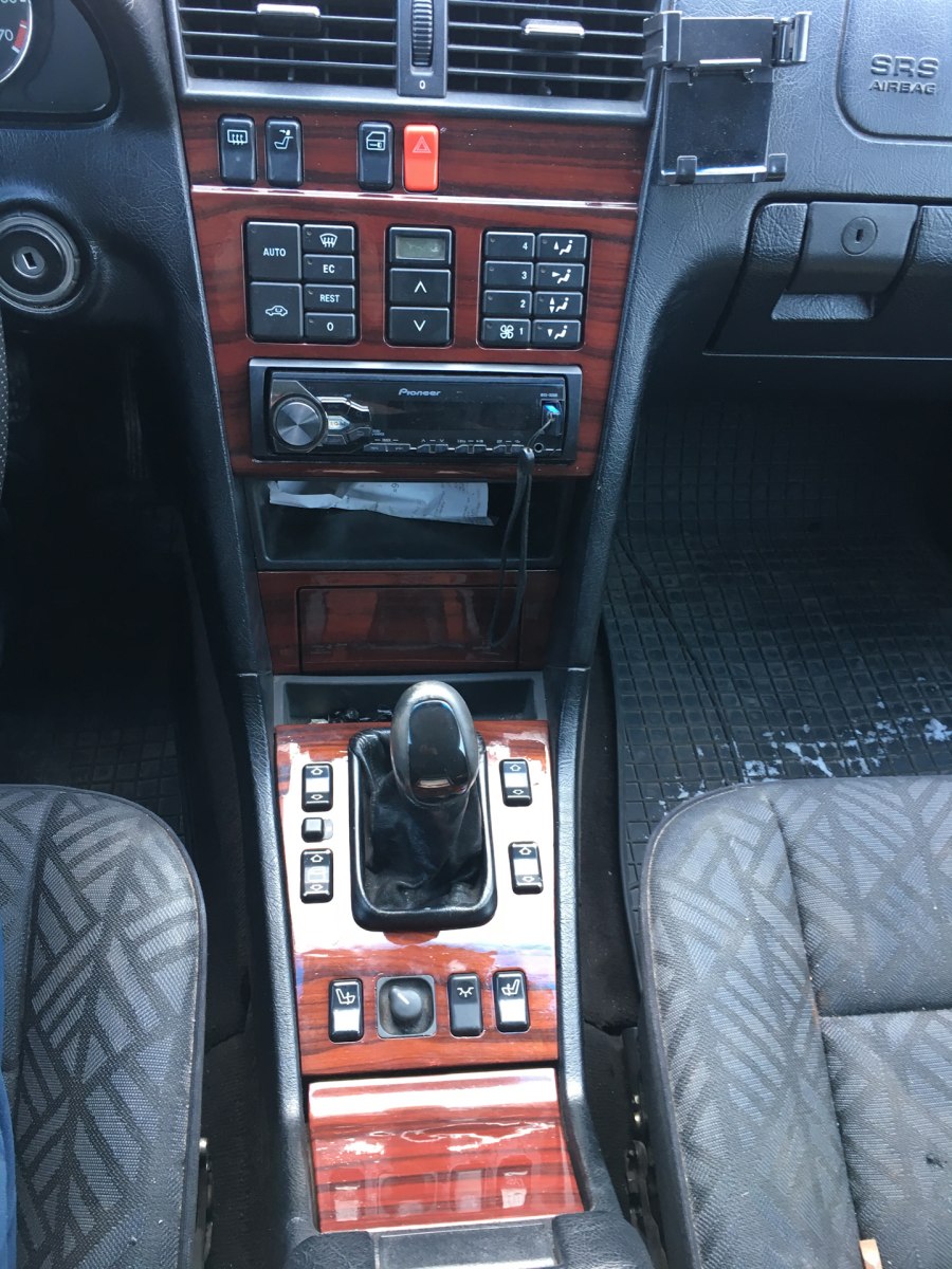 Мерседес 210 Elegance