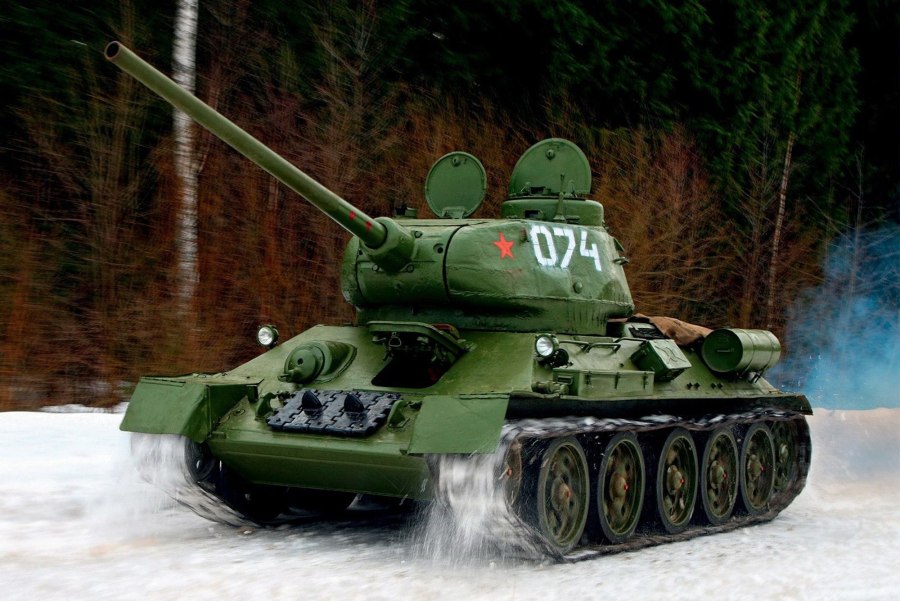 Танки СССР Т 34 85