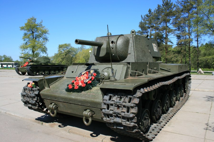 Танк кв-1
