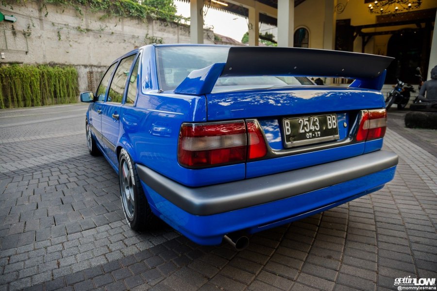 Спойлер Volvo 850r
