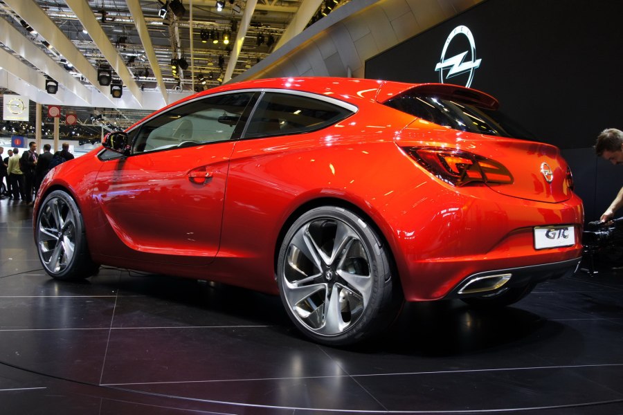 Opel Astra GTC 2017