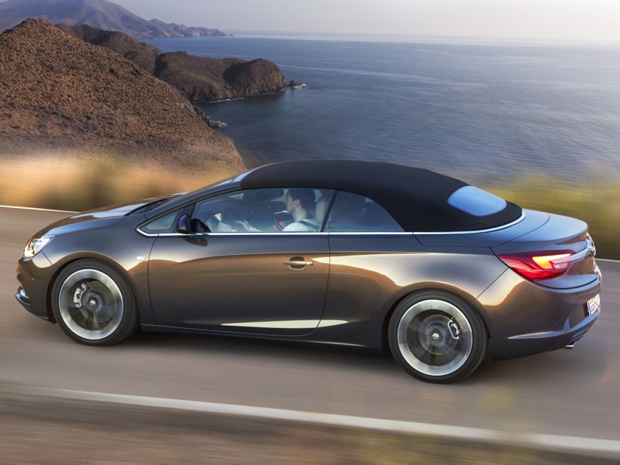 Opel Cascada кабриолет