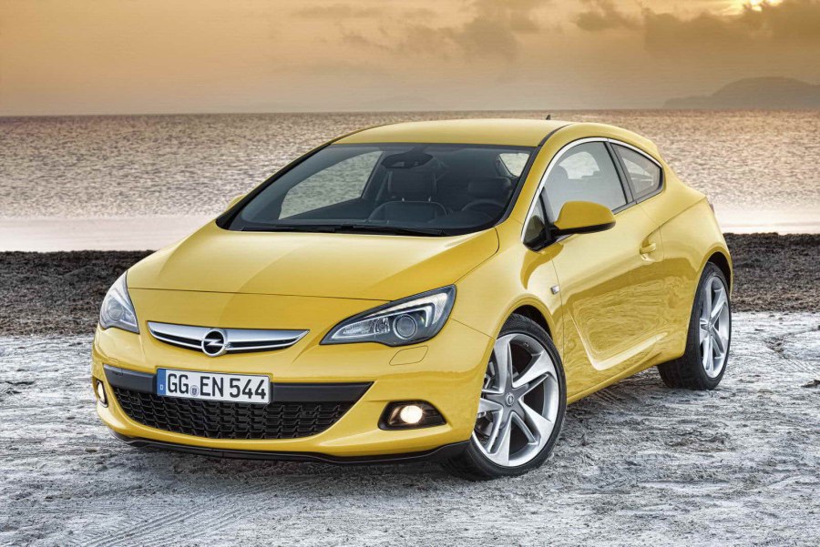 Opel Astra GTC 2013