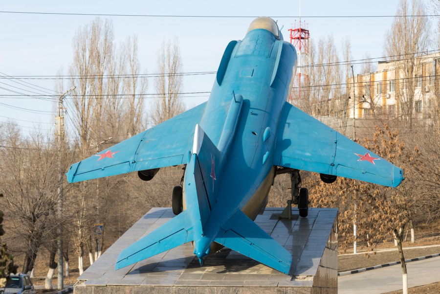 Як 141