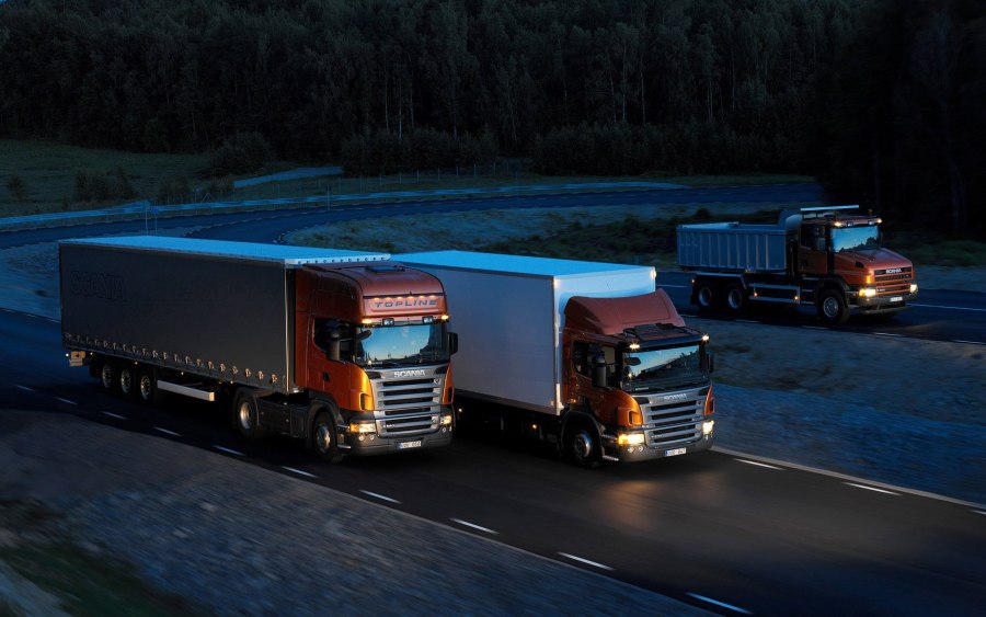 Scania r124la