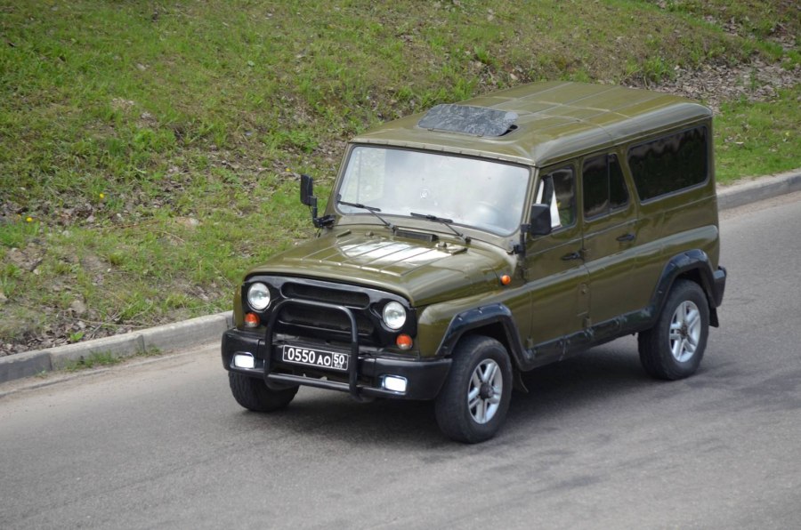УАЗ длиннобазный 3159