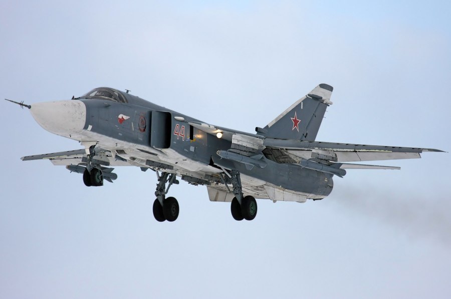 Су24 самолет
