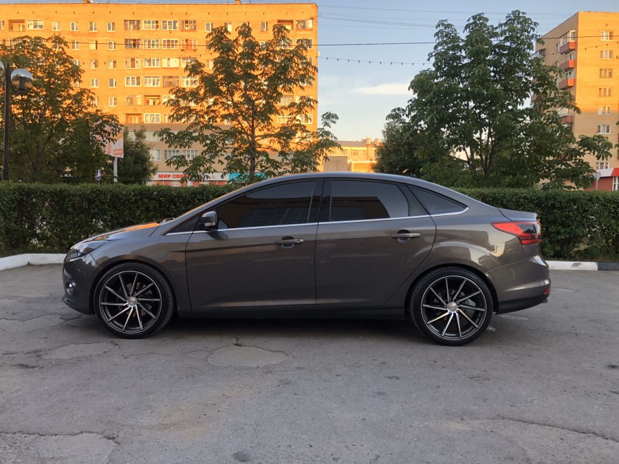 Форд фокус 3 седан диски r19