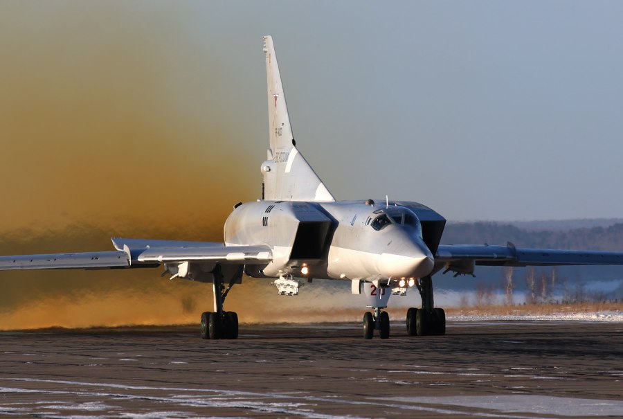 Дальний бомбардировщик ту-22м