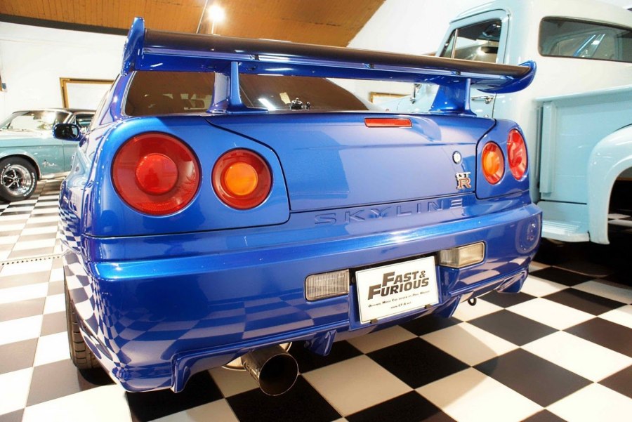 Nissan Skyline r34 GTR пола Уокера