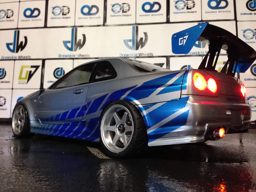 Nissan Skyline GTR пол Уокер