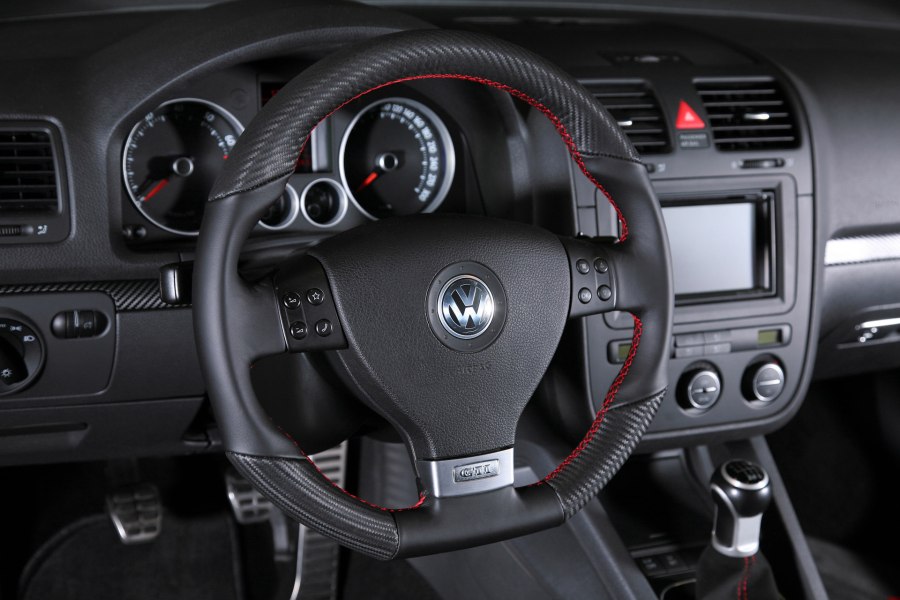 Volkswagen Golf 5 GTI салон