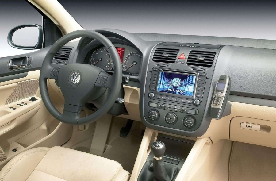 Volkswagen гольф 5 салон