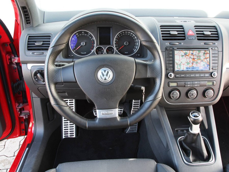 Golf mk5 салон