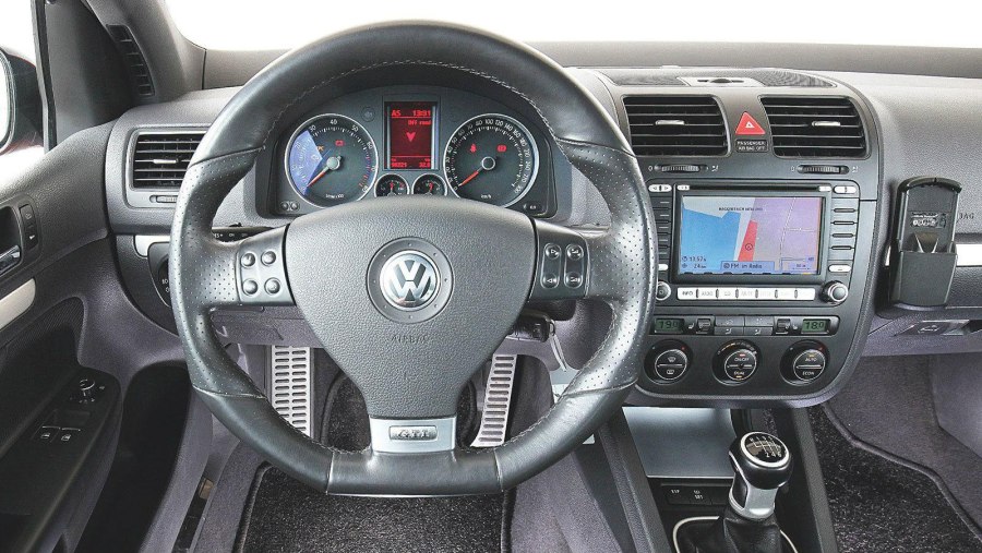 Golf 5 салон
