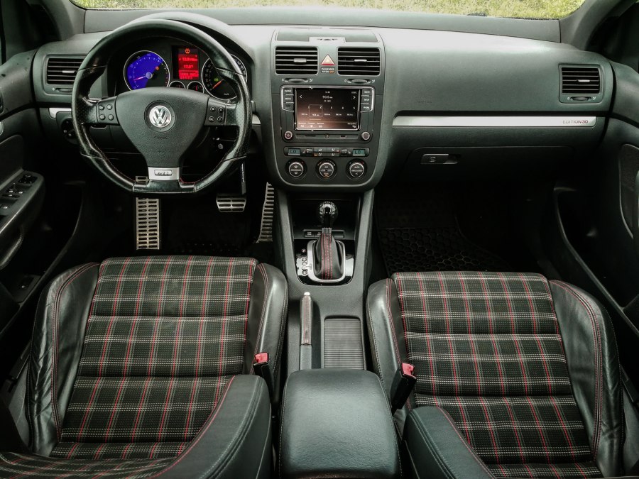 Golf 5 GTI салон